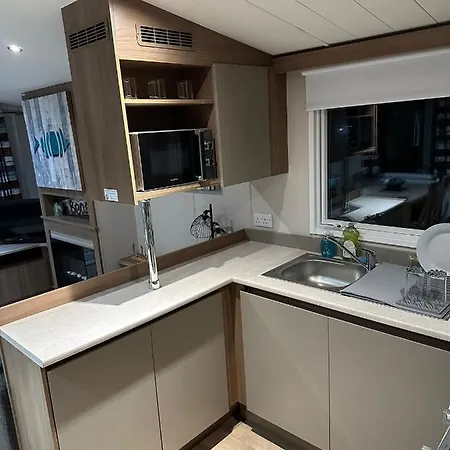 Luxurious 6 Berth Swift Bordeaux On Lyons Robin Hood Rhyl Vila Meliden Exterior foto