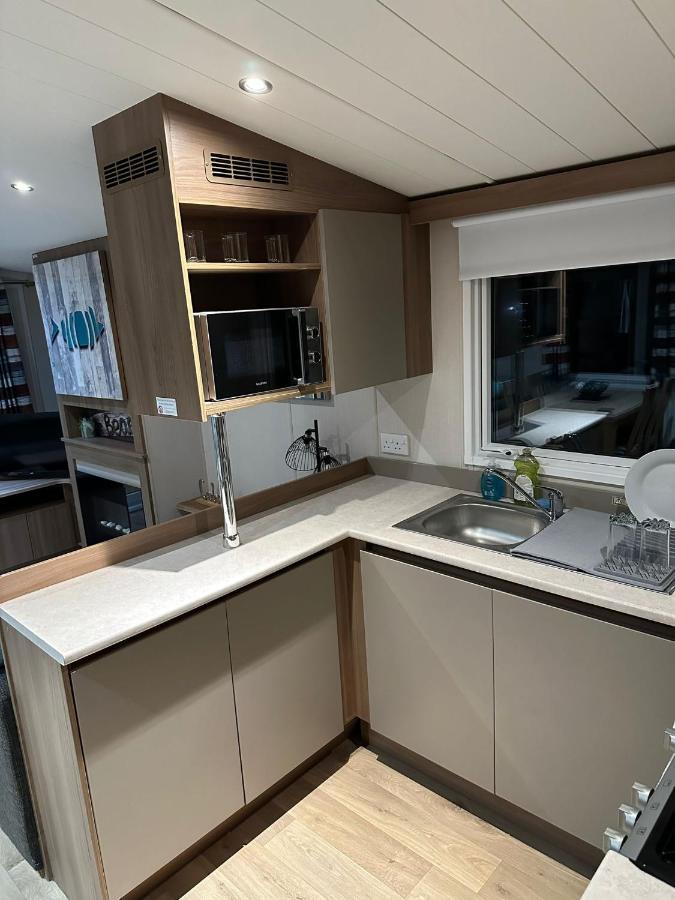 Holiday home Luxurious 6 Berth Swift Bordeaux On Lyons Robin Hood Rhyl