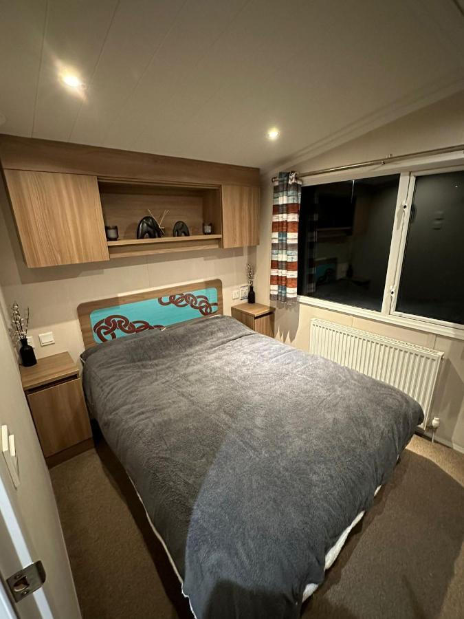 Luxurious 6 Berth Swift Bordeaux On Lyons Robin Hood Rhyl Holiday home Meliden