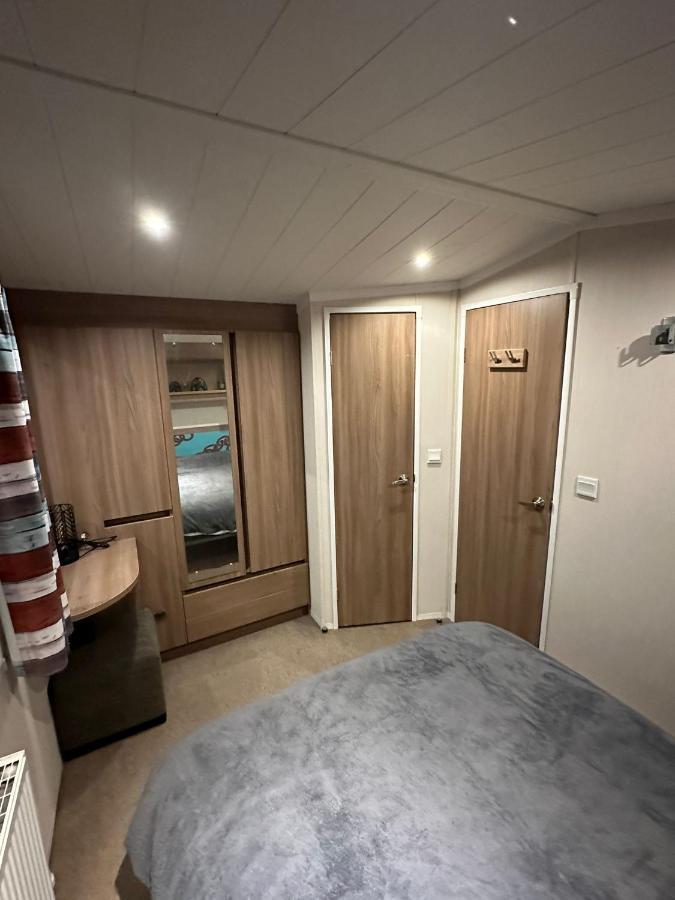 Holiday home Luxurious 6 Berth Swift Bordeaux On Lyons Robin Hood Rhyl Meliden